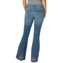 Wrangler Women's Retro Mae Flare Jean -Western Cowboy Store 157408 default l f0276e9f 2be2 4889 bbe4 c201fa756746