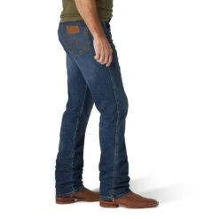 Wrangler Men's Retro 88 Slim Straight Jeans -Western Cowboy Store 88MWZPF 2