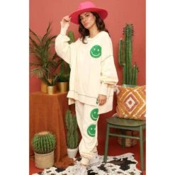 Fantastic Fawn Women's Smiley Face Cream Sweater -Western Cowboy Store IFKT51703 03 03