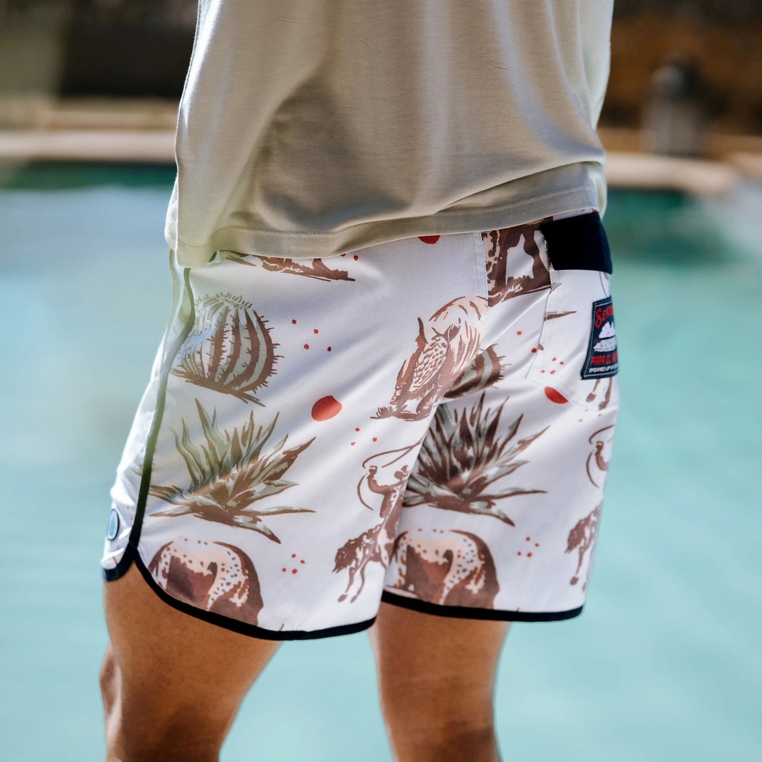 Sendero Provisions Co. Men's Nueces Point Bar Boardshorts 6 Sendero Provisions Co. Men's Nueces Point Bar Boardshorts - Image 4